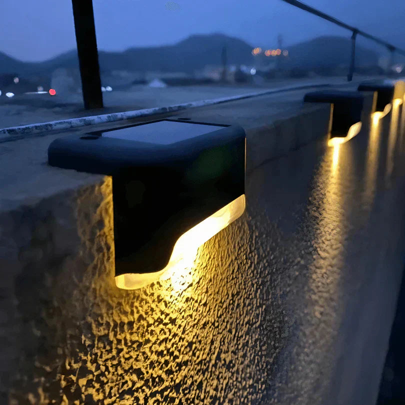 KIT 2 Luminárias Solares LED | Luz Quente IP65 PowerMax